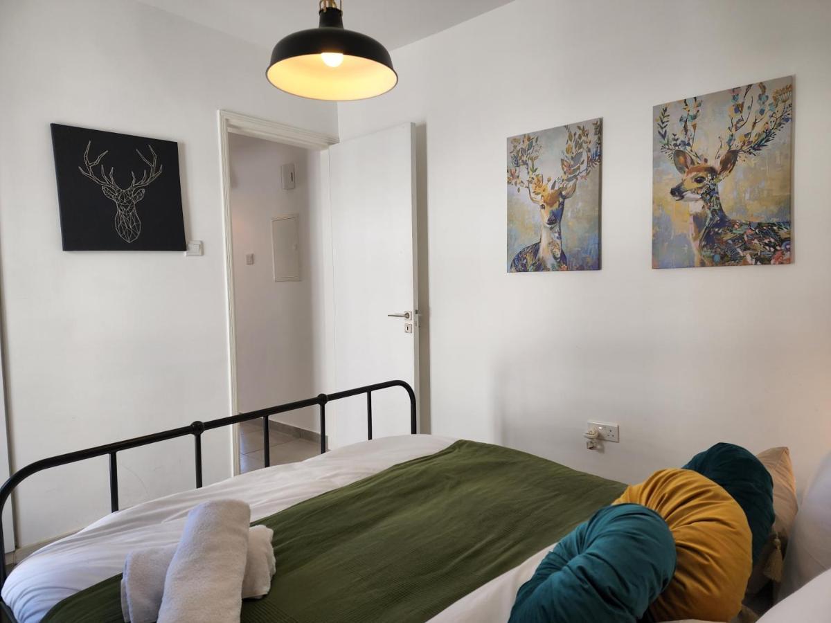Frida'S Cozy Two Bedroom Apt Lárnaka Kültér fotó