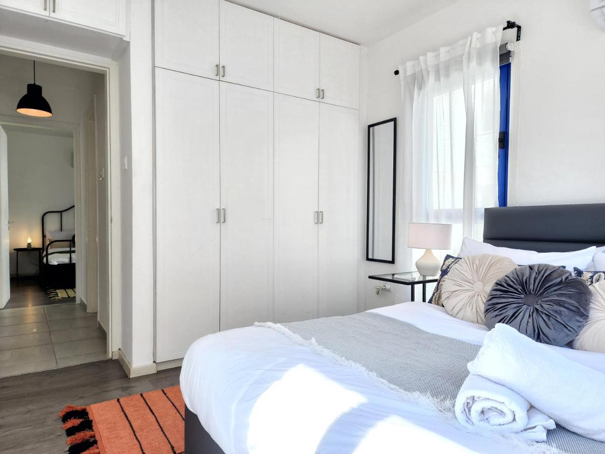 Frida'S Cozy Two Bedroom Apt Lárnaka Kültér fotó